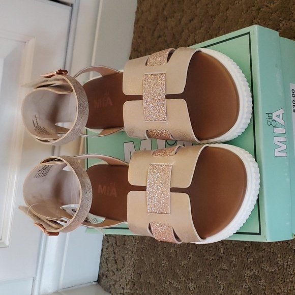 Girls Mia Girl Mylae Sandals Size 12 13 1 2 3 Rose Gold Glitter Velcro NWT - Picture 2 of 4